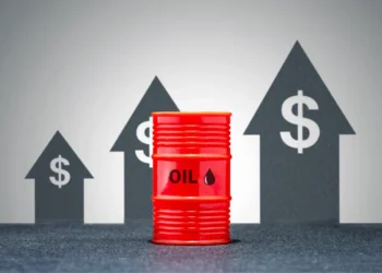 NFT REVIEW Riding the Waves: How Oil’s Daily Price Shifts Mirror Crypto’s Market Swings