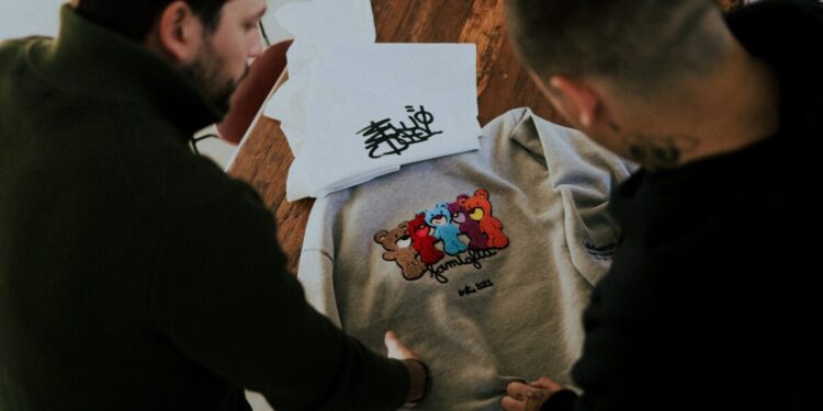 NFT REVIEW The Ultimate Guide to inBetweeners: Everything You Need to Know